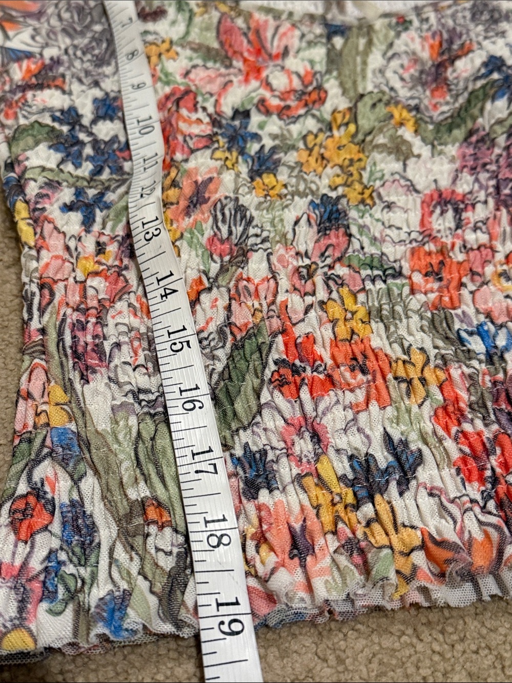 Anthropologie Multicolor Smocked Floral Puff-Sleeve Crop Top - Picture 4 of 6